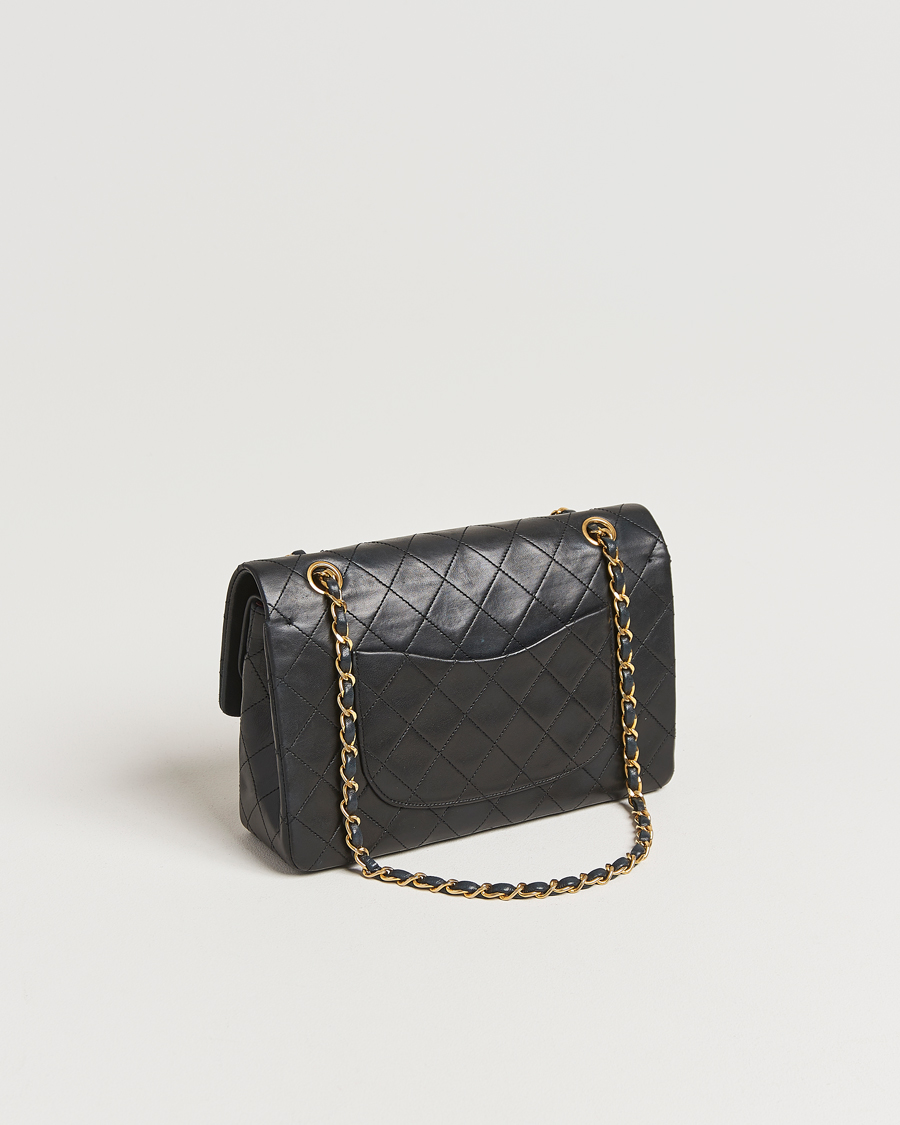 Homme | Chanel Pre-Owned Classic Medium Double Flap Bag Lambskin Black | Chanel Pre-Owned | Classic Medium Double Flap Bag Lambskin Black