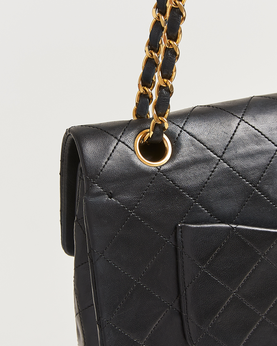 Homme | Chanel Pre-Owned Classic Medium Double Flap Bag Lambskin Black | Chanel Pre-Owned | Classic Medium Double Flap Bag Lambskin Black