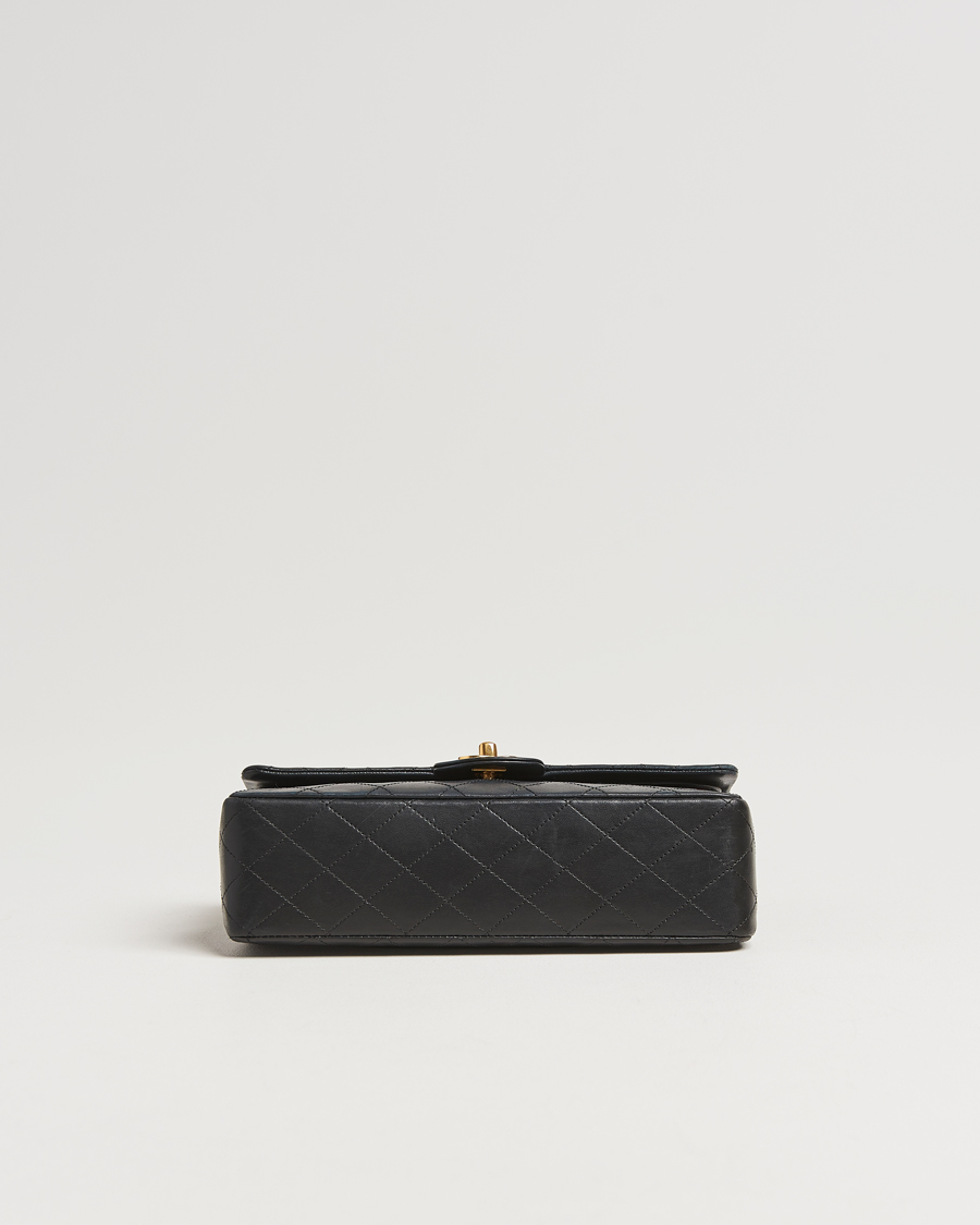 Homme | Chanel Pre-Owned Classic Medium Double Flap Bag Lambskin Black | Chanel Pre-Owned | Classic Medium Double Flap Bag Lambskin Black
