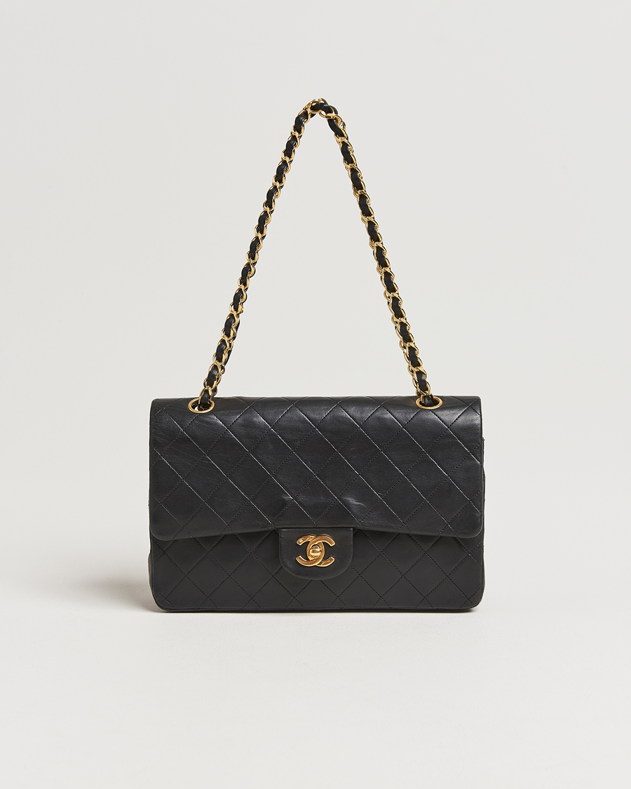 Homme | Chanel Pre-Owned Classic Medium Double Flap Bag Lambskin Black | Chanel Pre-Owned | Classic Medium Double Flap Bag Lambskin Black