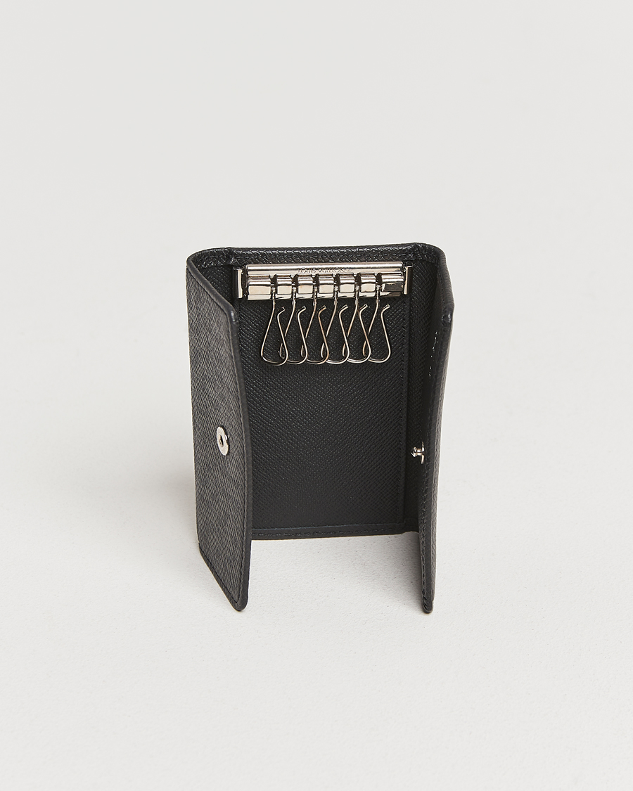 Homme | Louis Vuitton Pre-Owned 6 Key Holder Taiga Black | Louis Vuitton Pre-Owned | 6 Key Holder Taiga Black