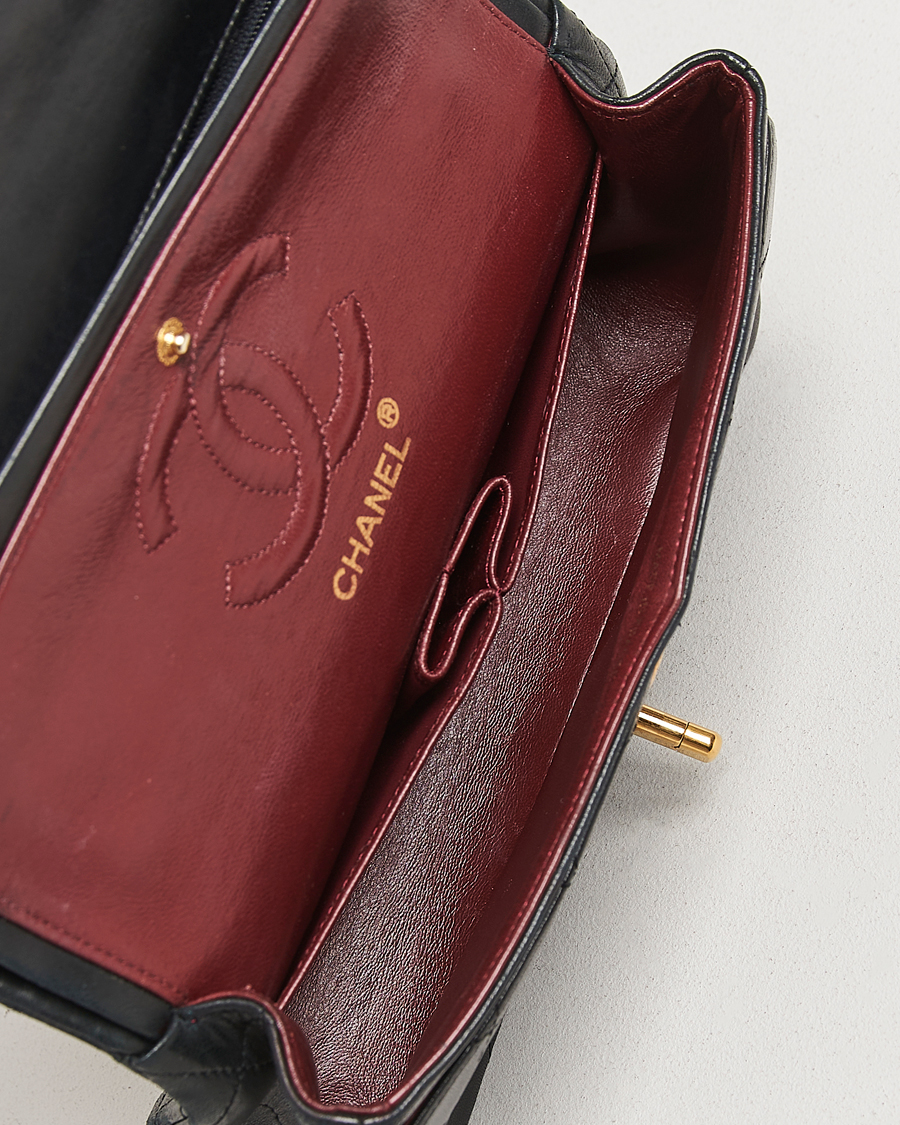Homme | Gifts for Her | Chanel Pre-Owned | Classic Double Flap Small Lambskin Black