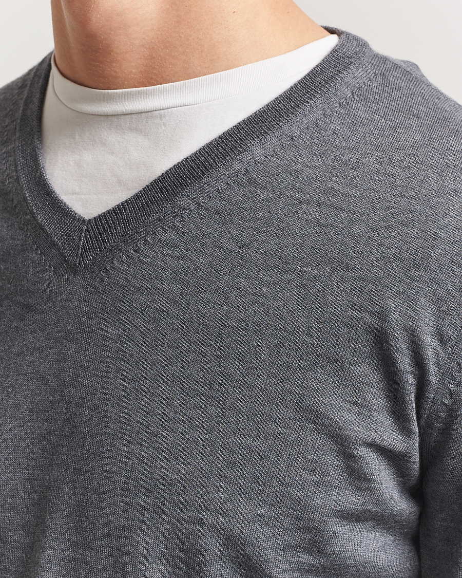 Heren | Truien | BOSS BLACK | Melba Wool V-Neck Pullover Medium Grey