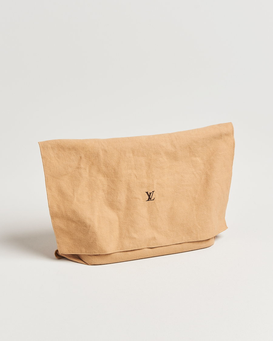 Homme | Gifts for Her | Louis Vuitton Pre-Owned | Alma PM Bag Epi Leather Black