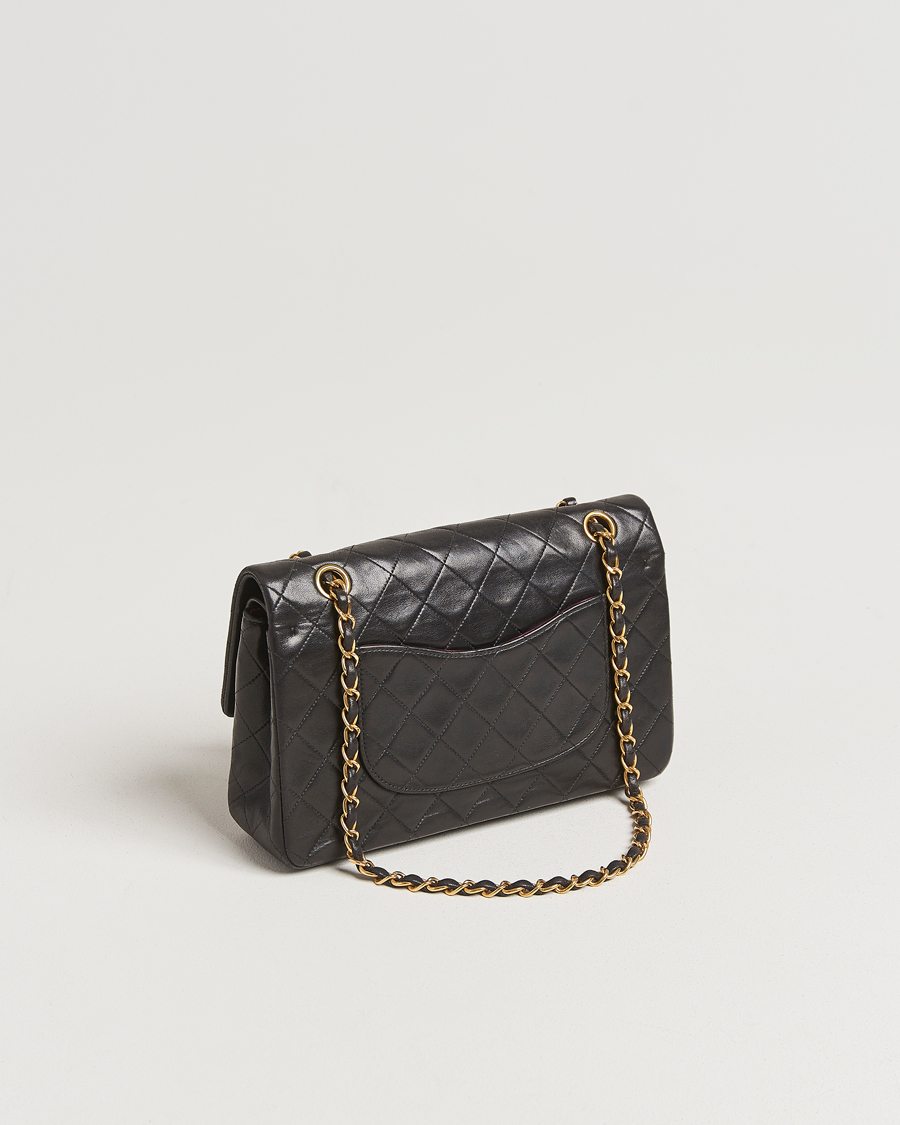 Homme | Gifts for Her | Chanel Pre-Owned | Classic Double Flap Medium Lambskin Black