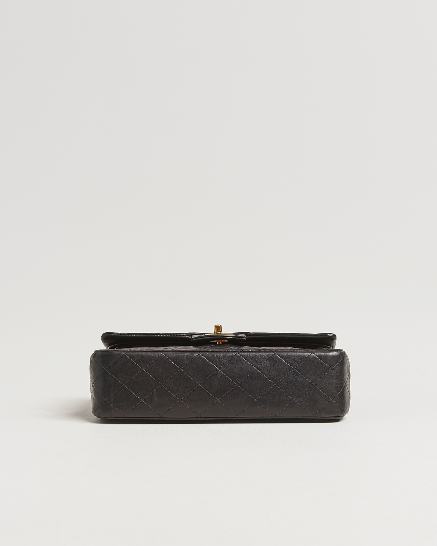 Heren | Gifts for Her | Chanel Pre-Owned | Classic Double Flap Medium Lambskin Black