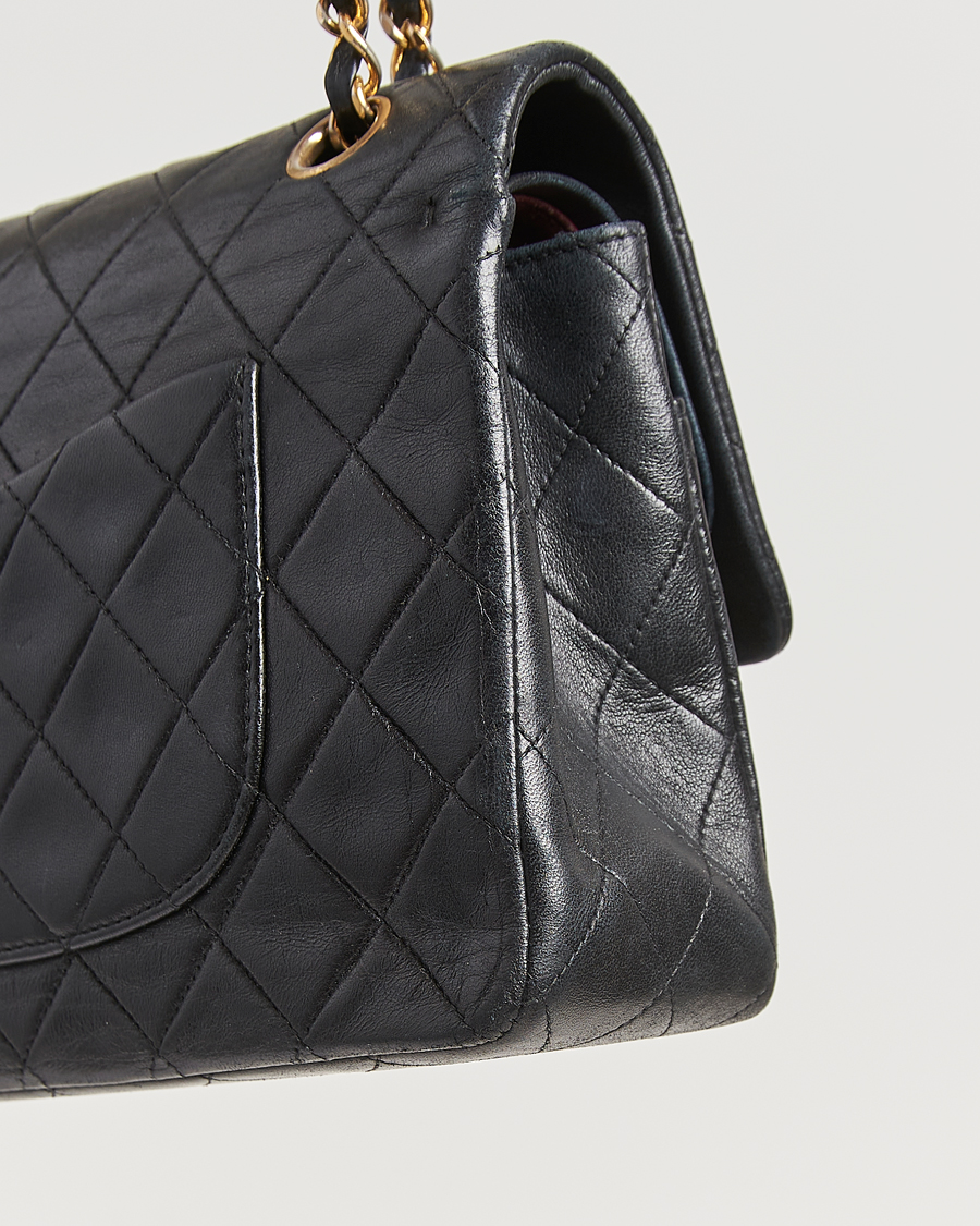 Homme | Gifts for Her | Chanel Pre-Owned | Classic Double Flap Medium Lambskin Black