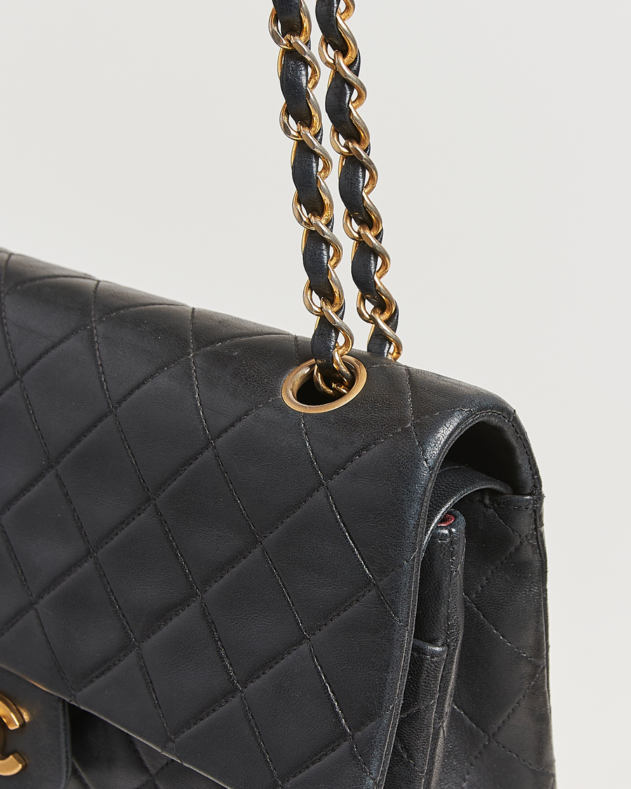 Homme | Gifts for Her | Chanel Pre-Owned | Classic Double Flap Medium Lambskin Black