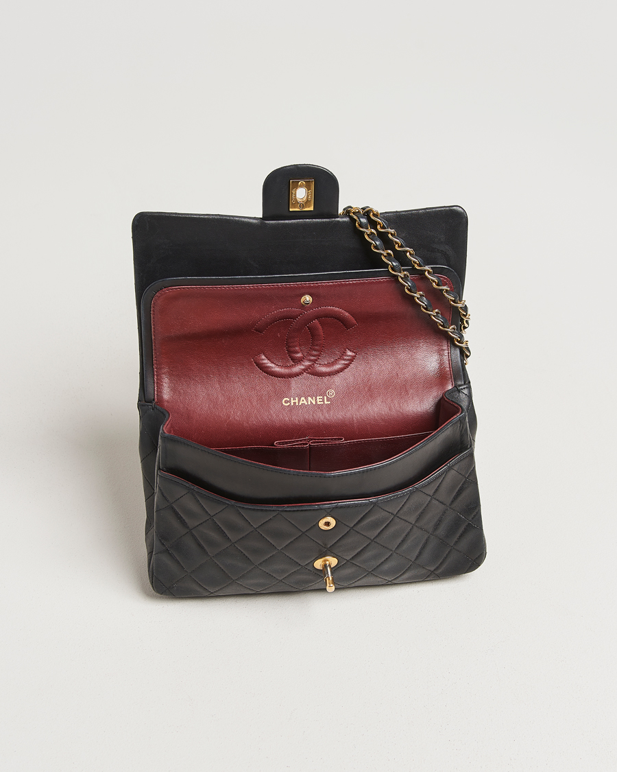 Homme | Gifts for Her | Chanel Pre-Owned | Classic Double Flap Medium Lambskin Black