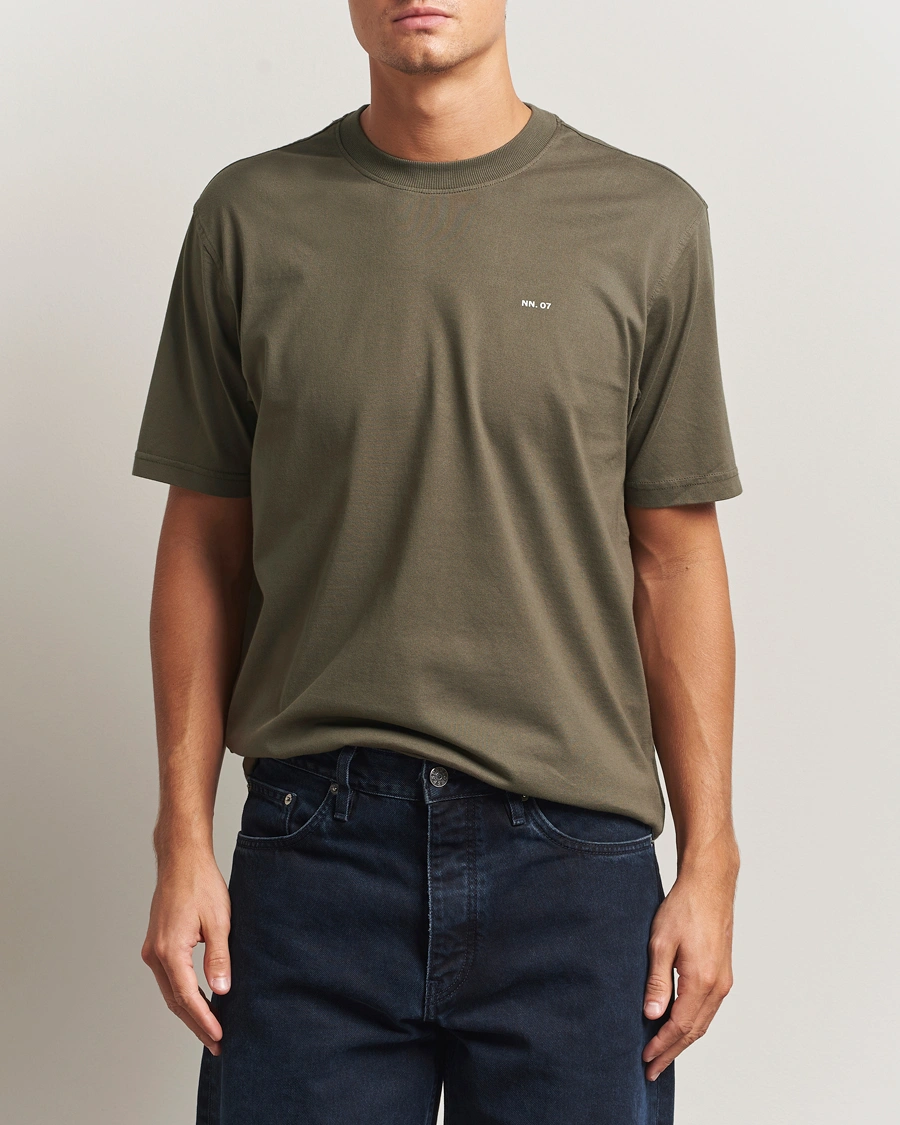 Homme | T-shirts | NN07 | Abel Logo Crew Neck T-Shirt Capers Green