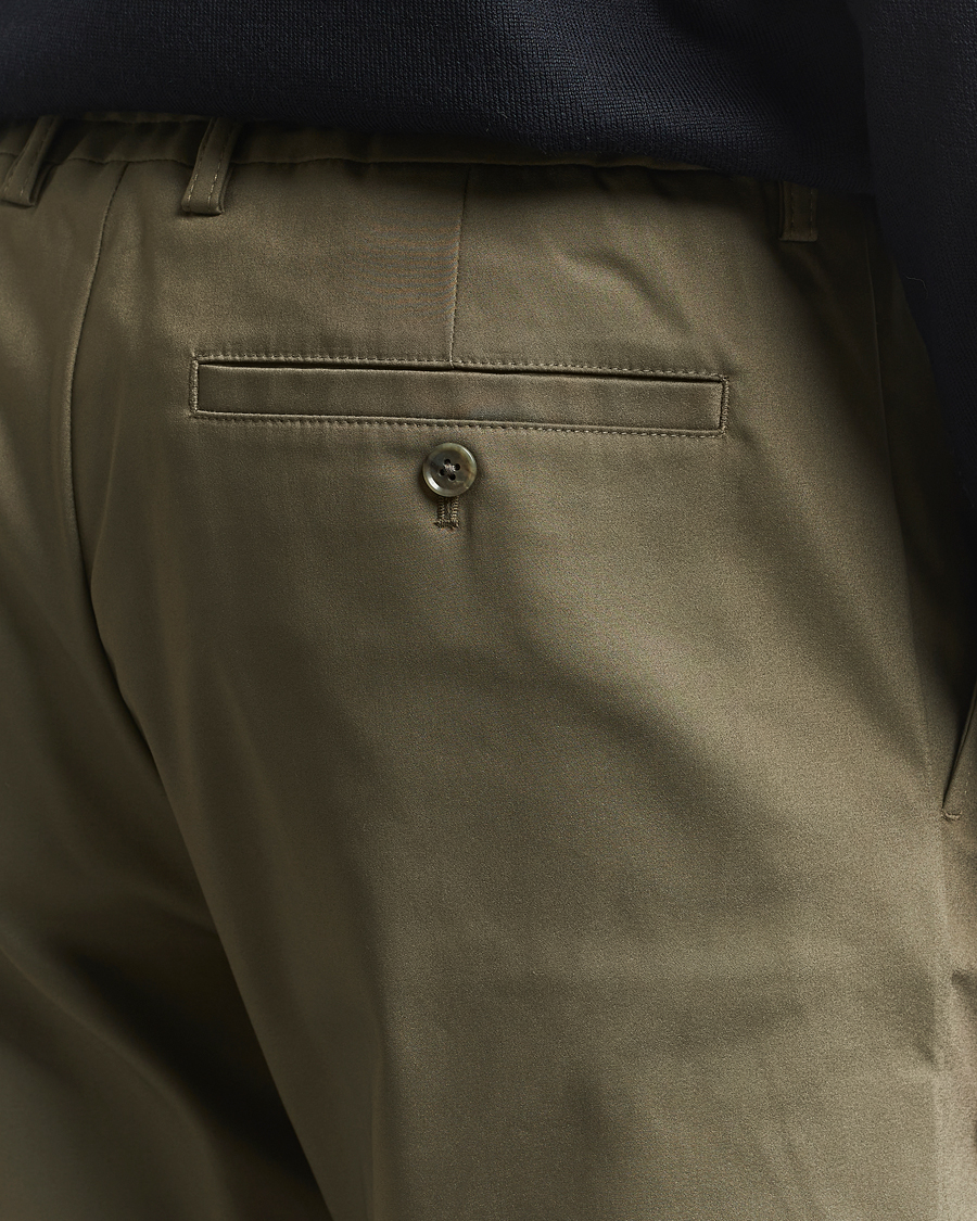 Homme | Pantalons | NN07 | Baker Cotton Drawstring Trousers Capers Green