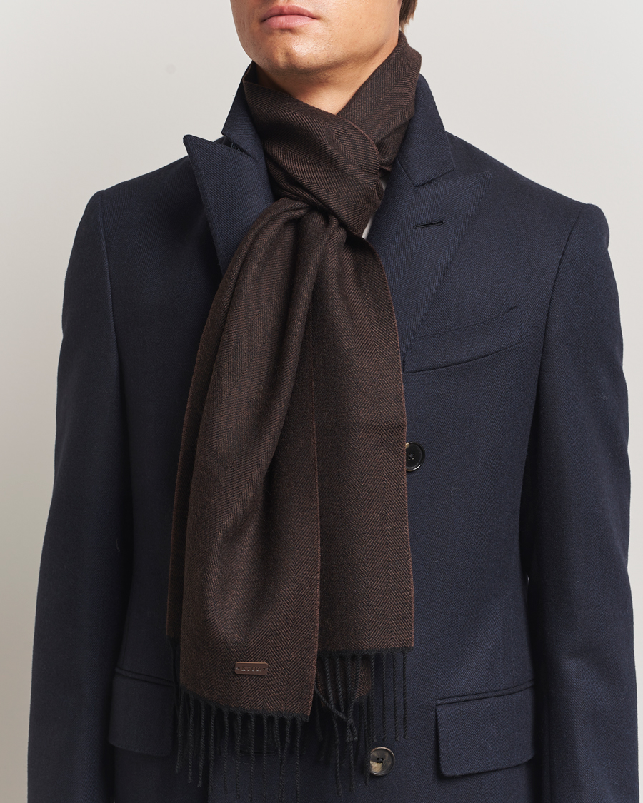 Homme | Écharpes | Eton | Merino Wool Herringbone Scarf Dark Brown
