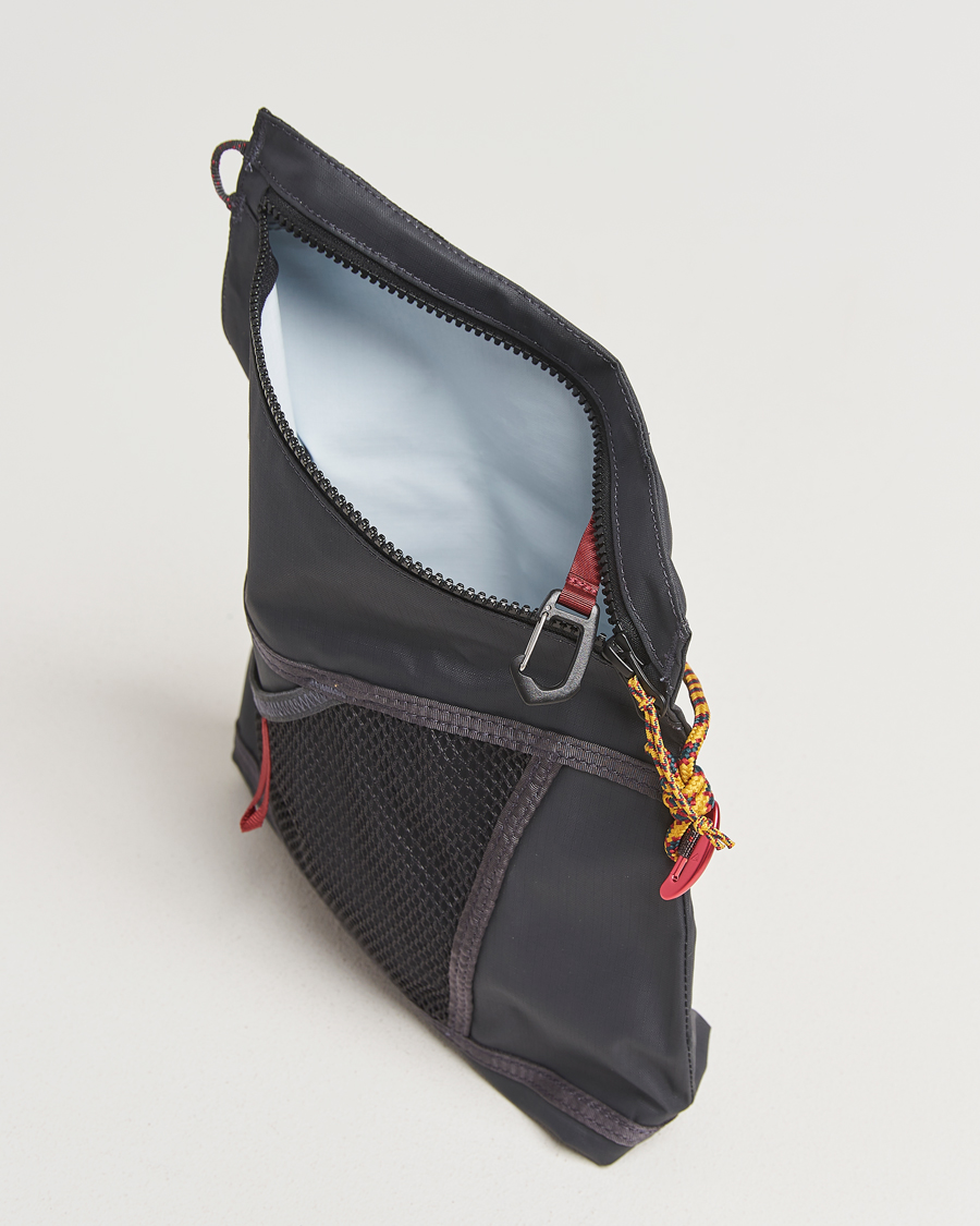 Heren | Tassen | Klättermusen | Hrid WP 3L Accessory Bag Raven