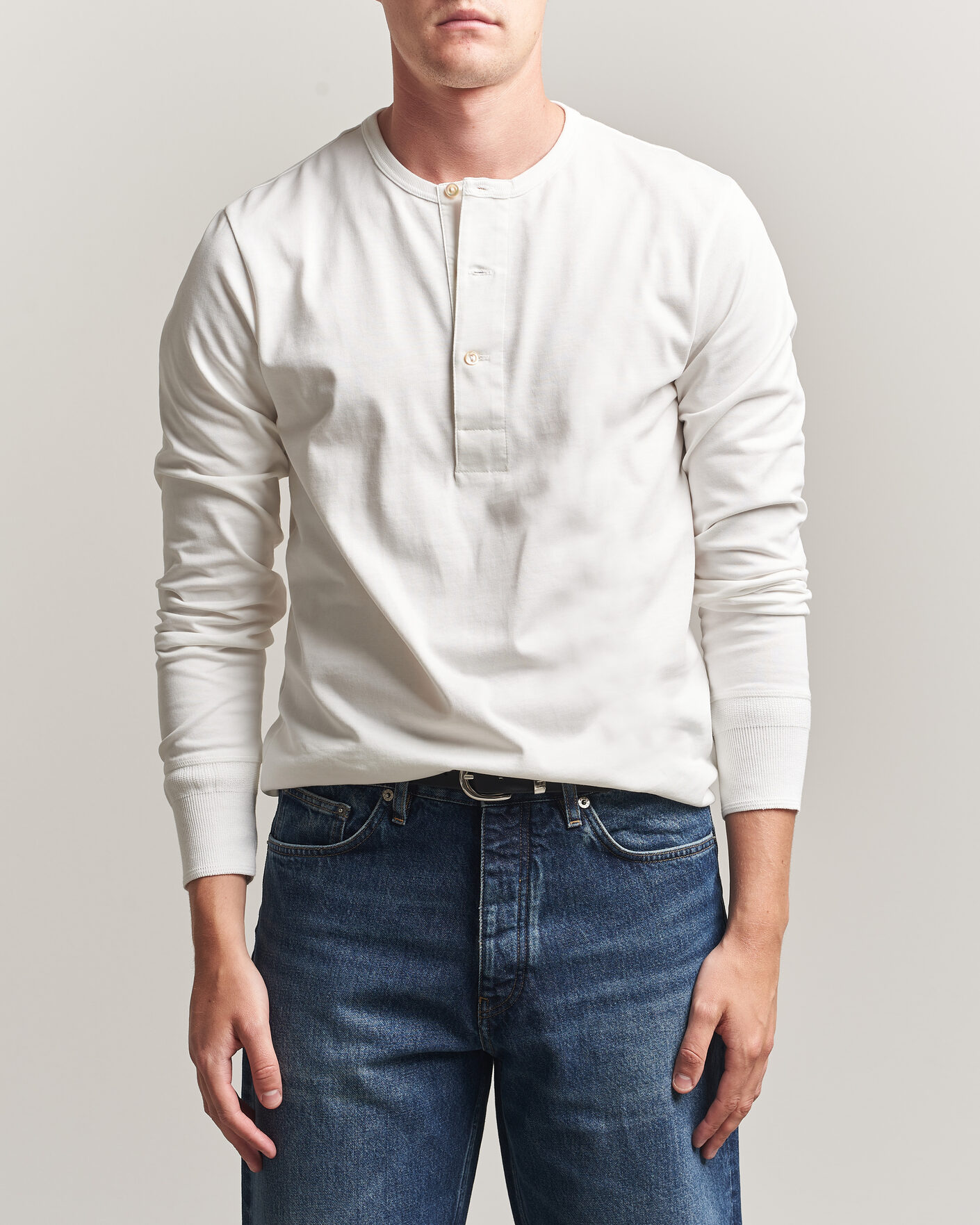 Homme | T-shirts | Merz b. Schwanen | Classic Fit Sturdy Organic Cotton Henley White