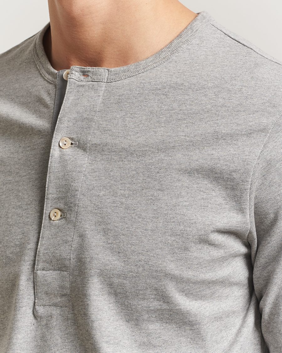Homme | Pulls Et Tricots | Merz b. Schwanen | Classic Fit Sturdy Organic Cotton Henley Grey Melange