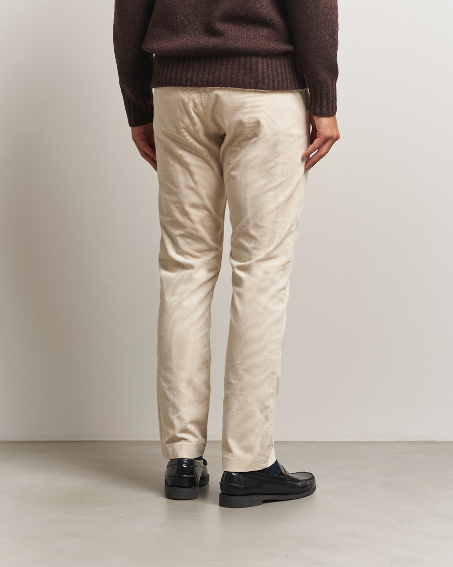 Homme | Pantalons | NN07 | Theo Regular Fit Corduroy Chinos Ivory