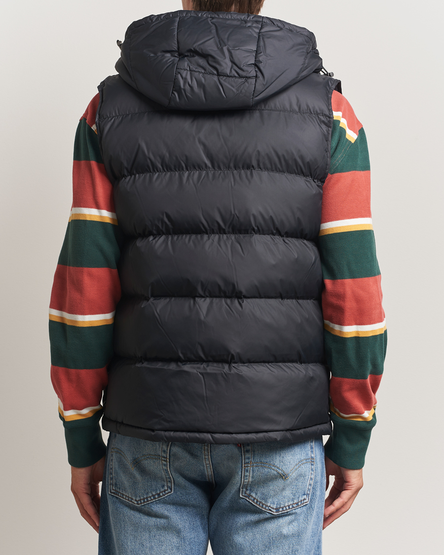 Homme | Gilets | GANT | The Active Cloud Vest Black
