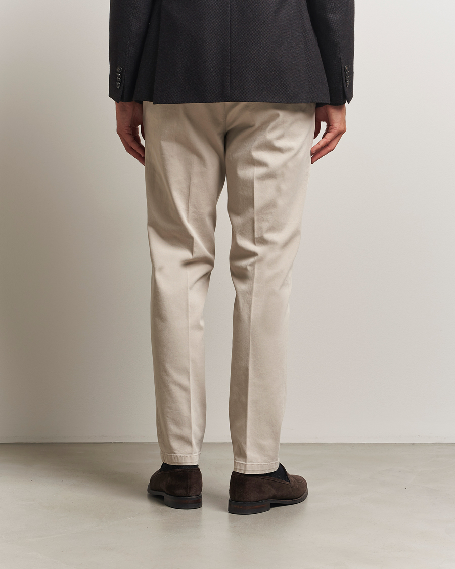 Homme | Pantalons | Briglia 1949 | Easy Fit Pleated Cotton Stretch Chino Beige