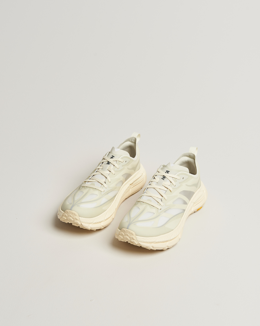 Homme | Baskets | Hoka | One Mafate Speed 4 Lite Truffle Salt/Vintage Yellow