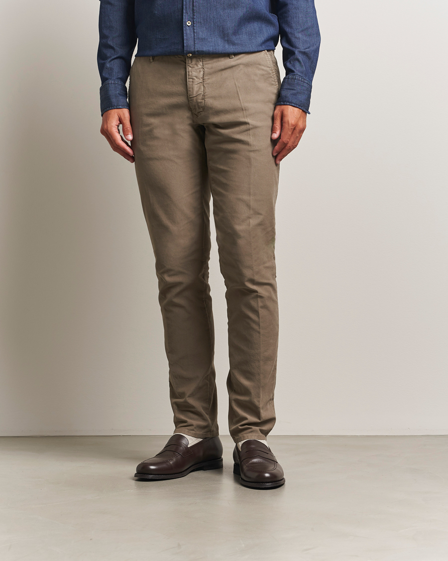 Heren | Broeken | Incotex | Slim Fit Garment Dyed Slacks Taupe
