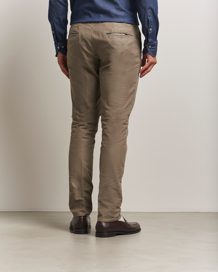 Heren | Broeken | Incotex | Slim Fit Garment Dyed Slacks Taupe