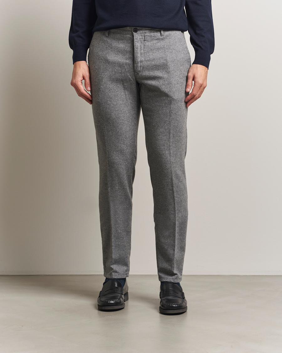 Homme | Pantalons | Incotex | Slim Fit Washed Flannel Slacks Light Grey