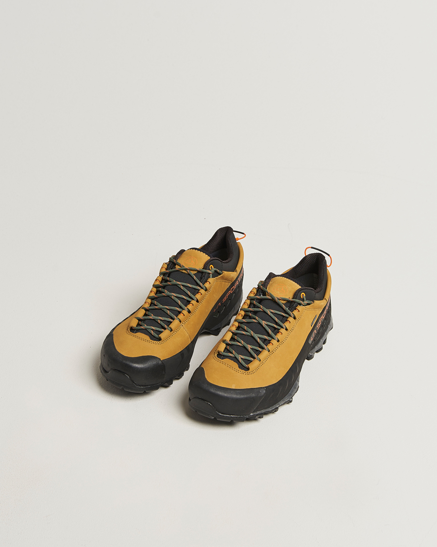 Homme | Chaussures de trail | La Sportiva | TX5 GTX Hiking Shoes Savana/Tiger