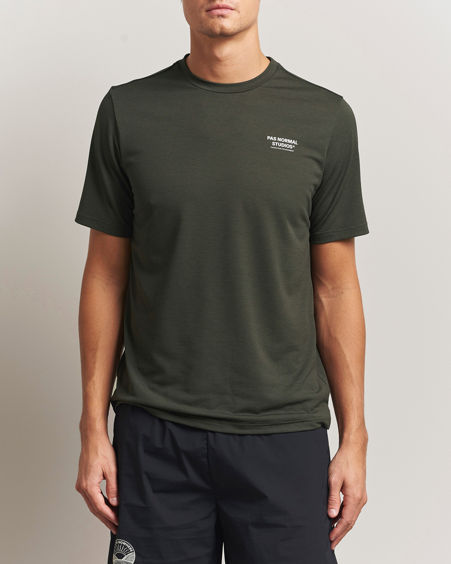 Heren | T-shirts | Pas Normal Studios | Balance T-Shirt Dark Olive
