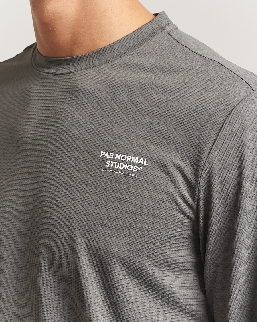 Homme | T-shirts | Pas Normal Studios | Balance Long Sleeve T-Shirt Medium Grey