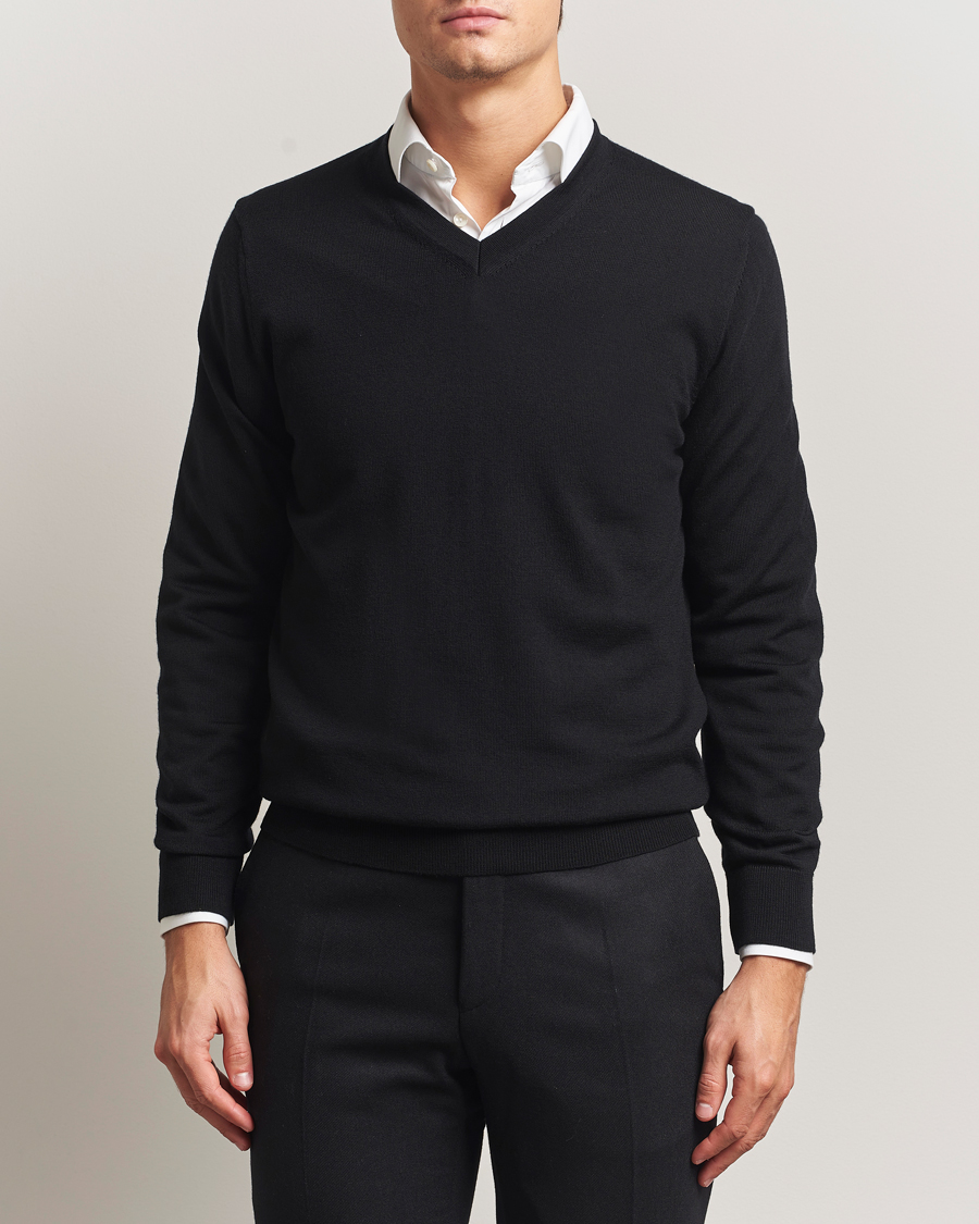 Homme | Pulls Et Tricots | Charles Tyrwhitt | Pure Merino V-Neck Jumper Black