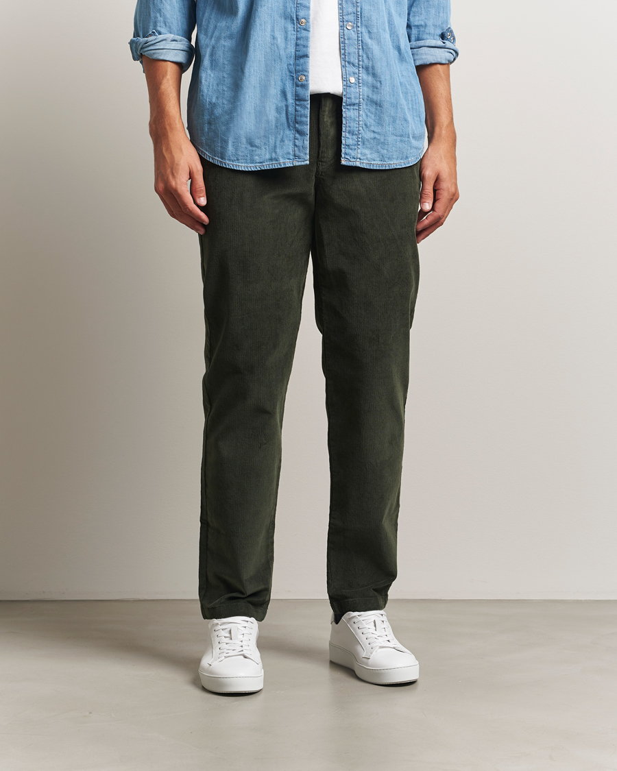 Homme | Pantalons | KnowledgeCotton Apparel | Chuck Regular Cord Trousers Olive