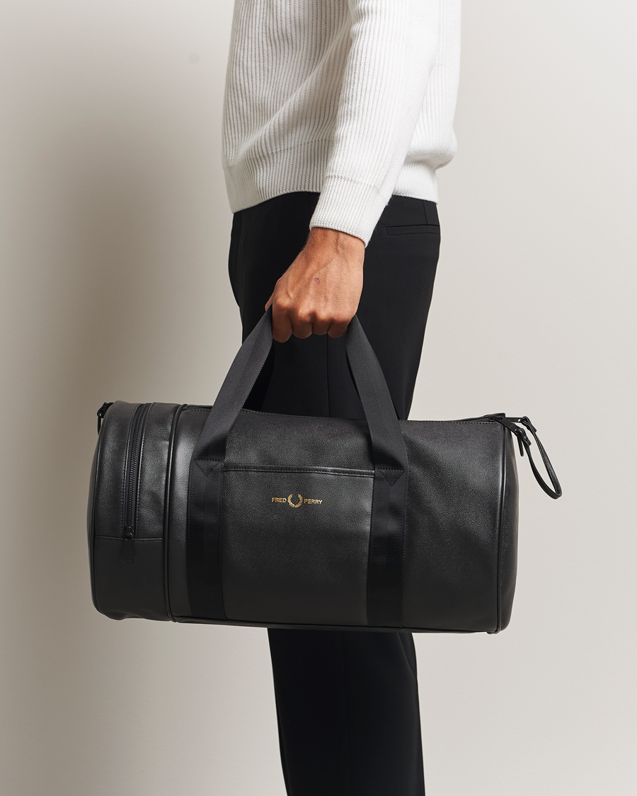 Homme | Sacs | Fred Perry | Scotch Grain Leather Barrel Bag Black