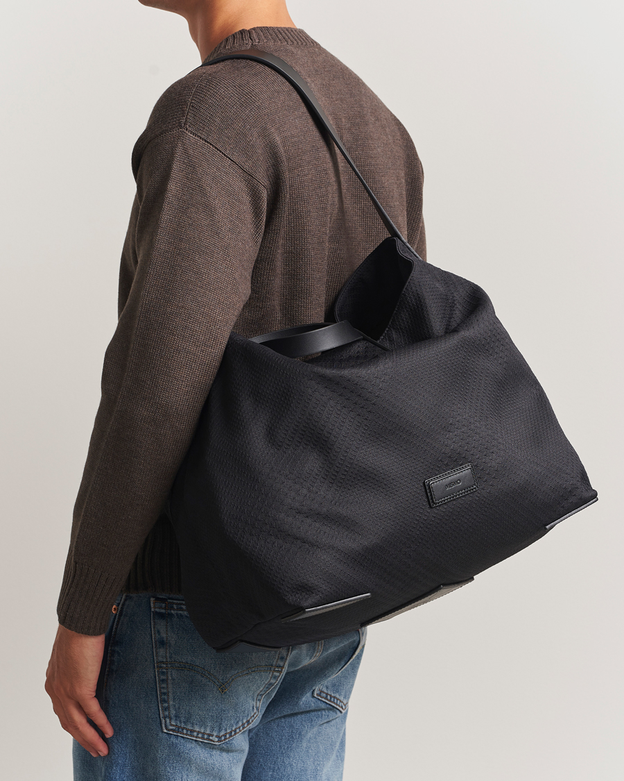 Homme | Sacs | Mismo | M/S Companion Tote Bag Haptic Black/Black