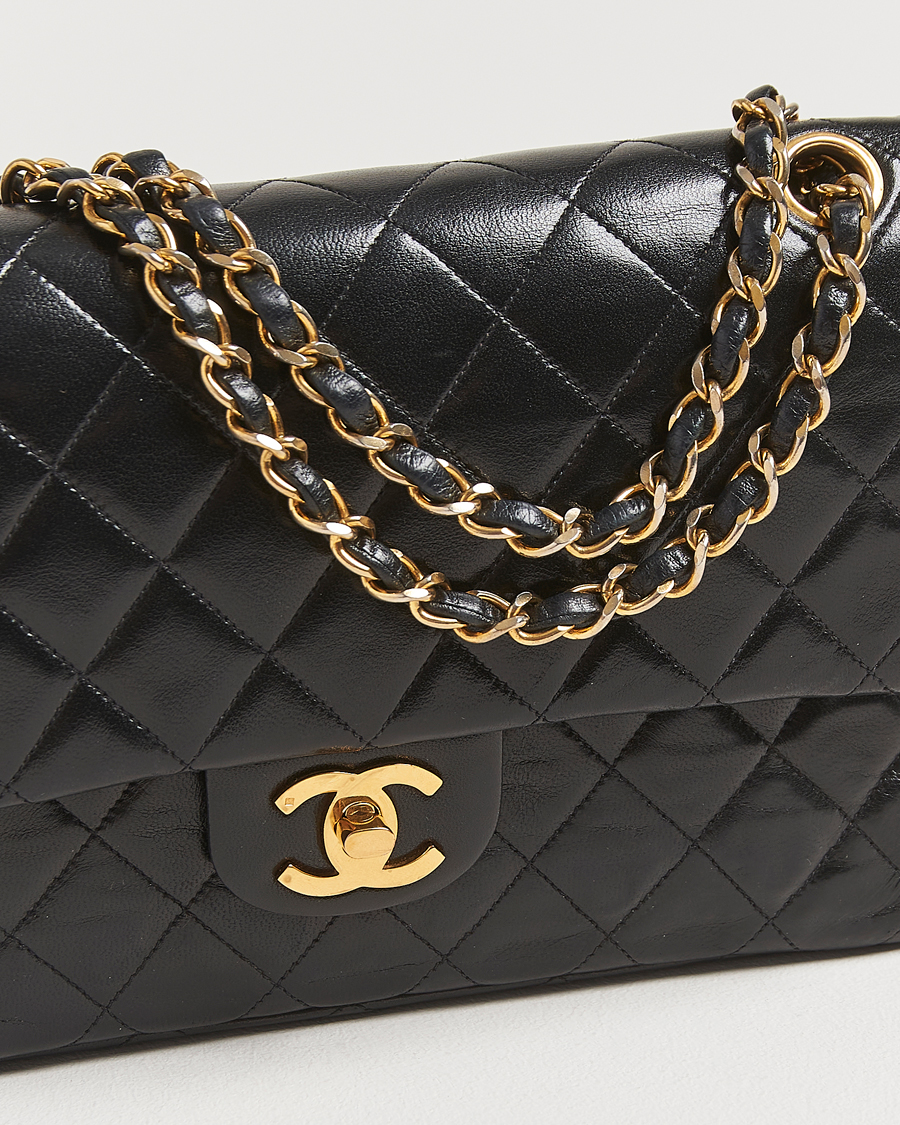 Homme | Gifts for Her | Chanel Pre-Owned | Classic Double Flap Medium Lambskin Black