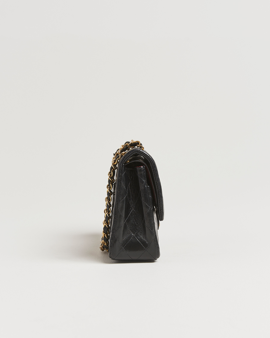Homme | Gifts for Her | Chanel Pre-Owned | Classic Double Flap Medium Lambskin Black