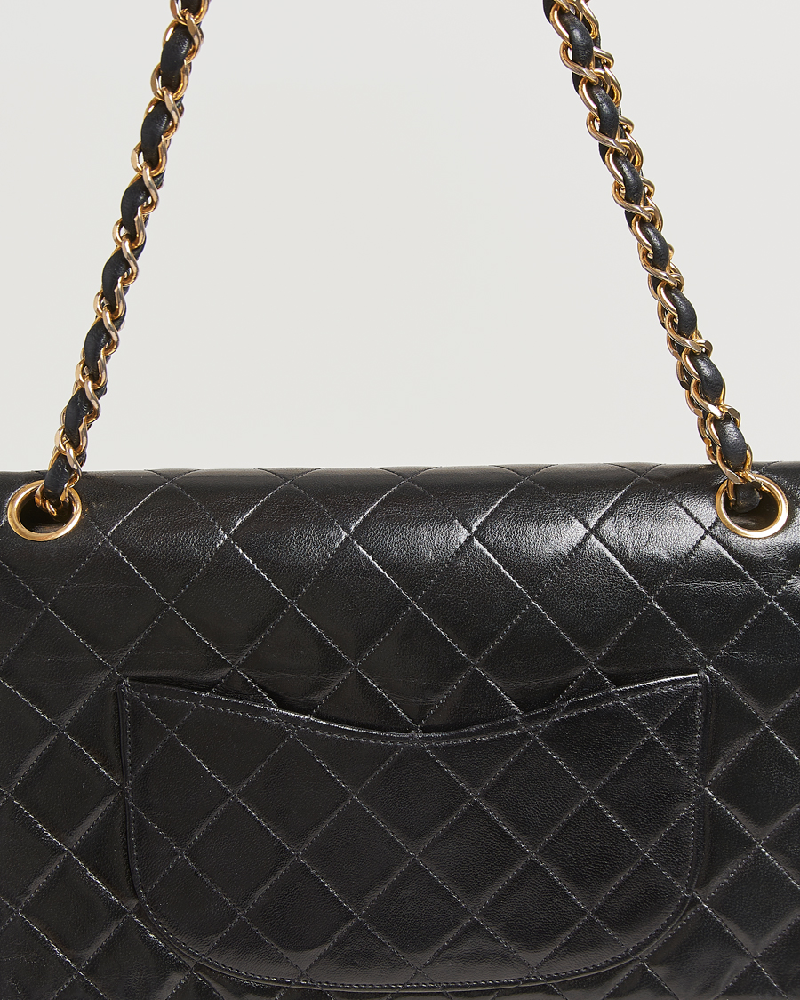 Homme | Gifts for Her | Chanel Pre-Owned | Classic Double Flap Medium Lambskin Black
