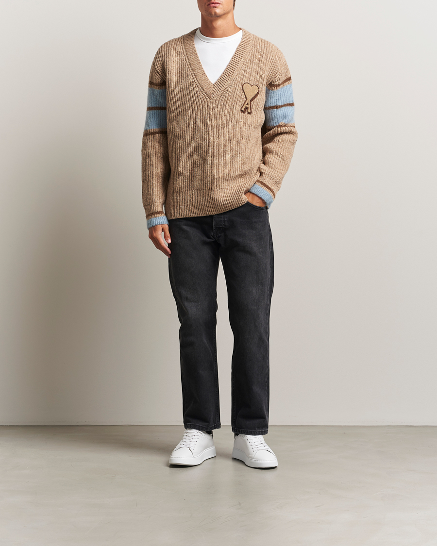 Heren | Truien | AMI | Ribbed Wool Knitted V-Neck Camel