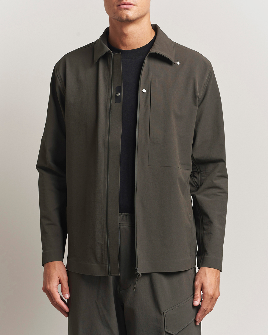 Homme | Chemises | Stone Island | Stellina Textured Nylon Stretch Overshirt Lead Grey