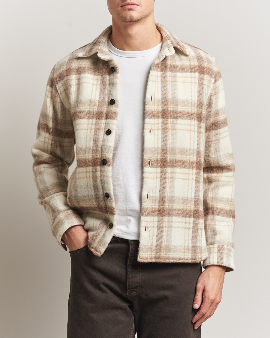 Heren | Overhemden | Peregrine | Moon Wool Check Overshirt Beige