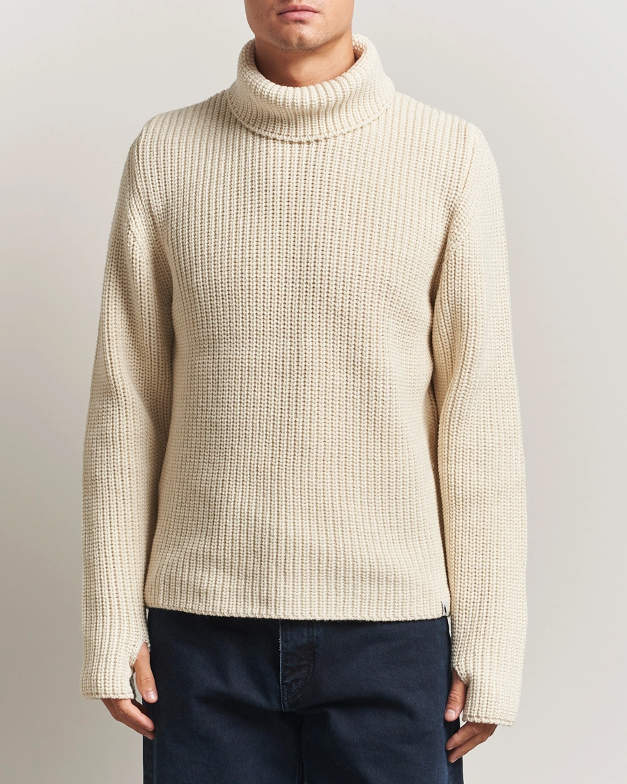 Heren | Truien | Peregrine | Wilkinson Knitted Merino Rollneck Ecru
