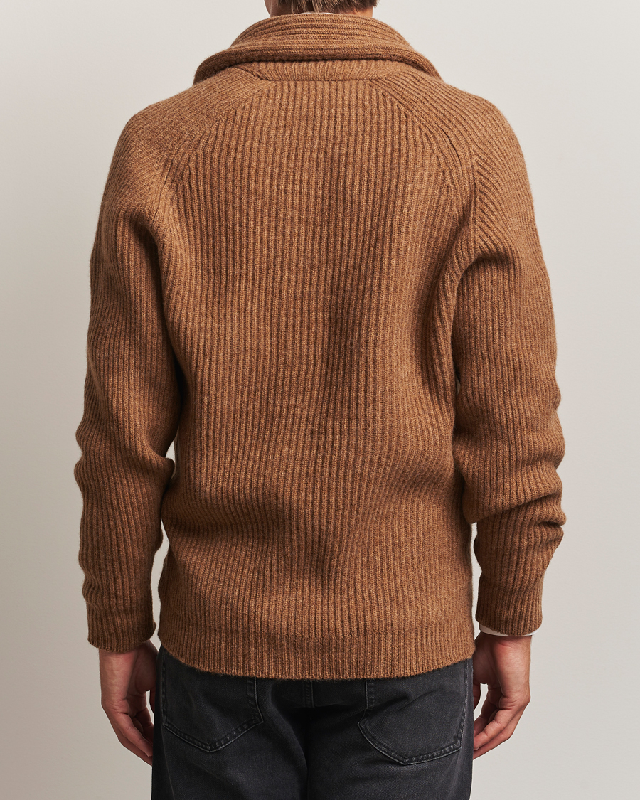 Heren | Truien | William Lockie | Windsor Geelong Lambswool Shawl Cardigan Brown