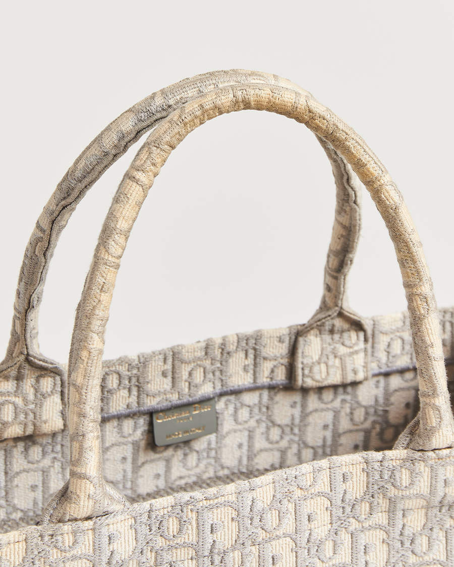 Heren | Pre-Owned & Vintage Bags | Dior Pre-Owned | Medium Dior Book Tote Light grey