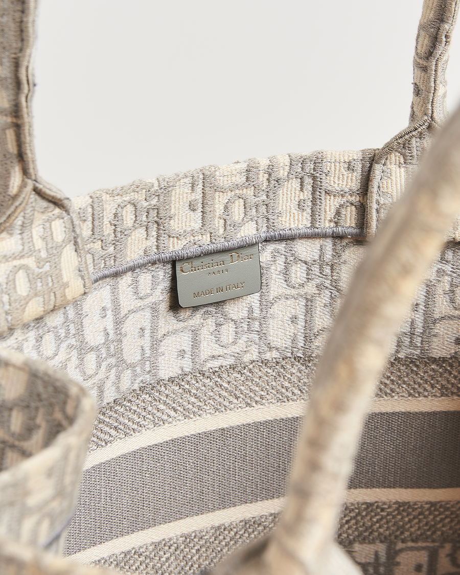 Heren | Pre-Owned & Vintage Bags | Dior Pre-Owned | Medium Dior Book Tote Light grey
