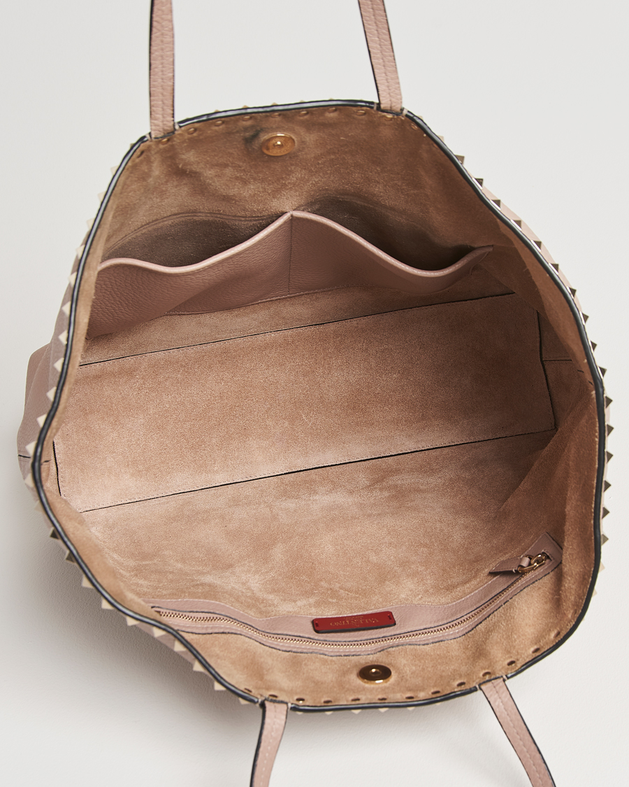 Homme | Pre-Owned & Vintage Bags | Valentino Pre-Owned | Medium Rockstud Tote Bag Poudre