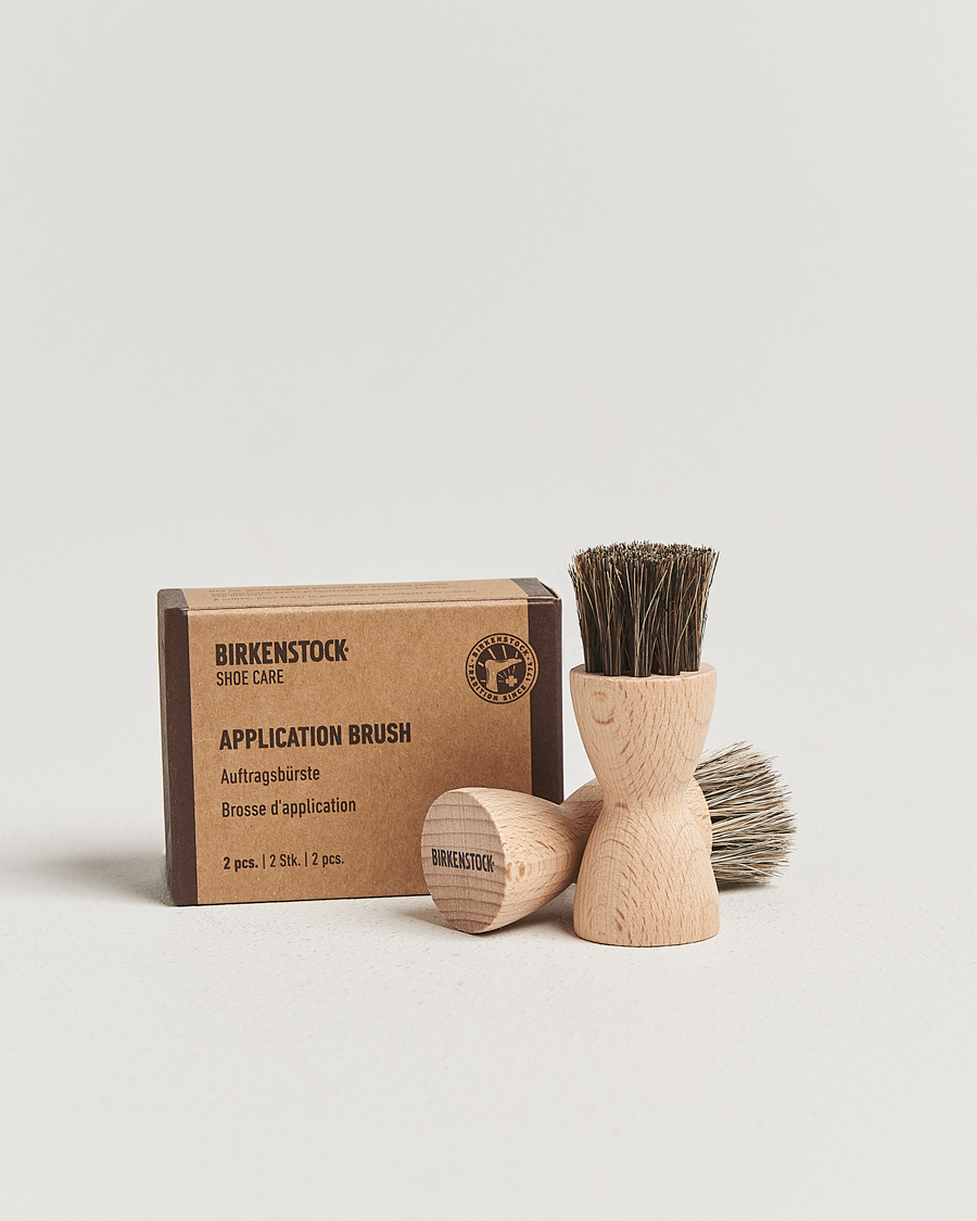 Homme | Entretien Chaussures | BIRKENSTOCK | Application Brush