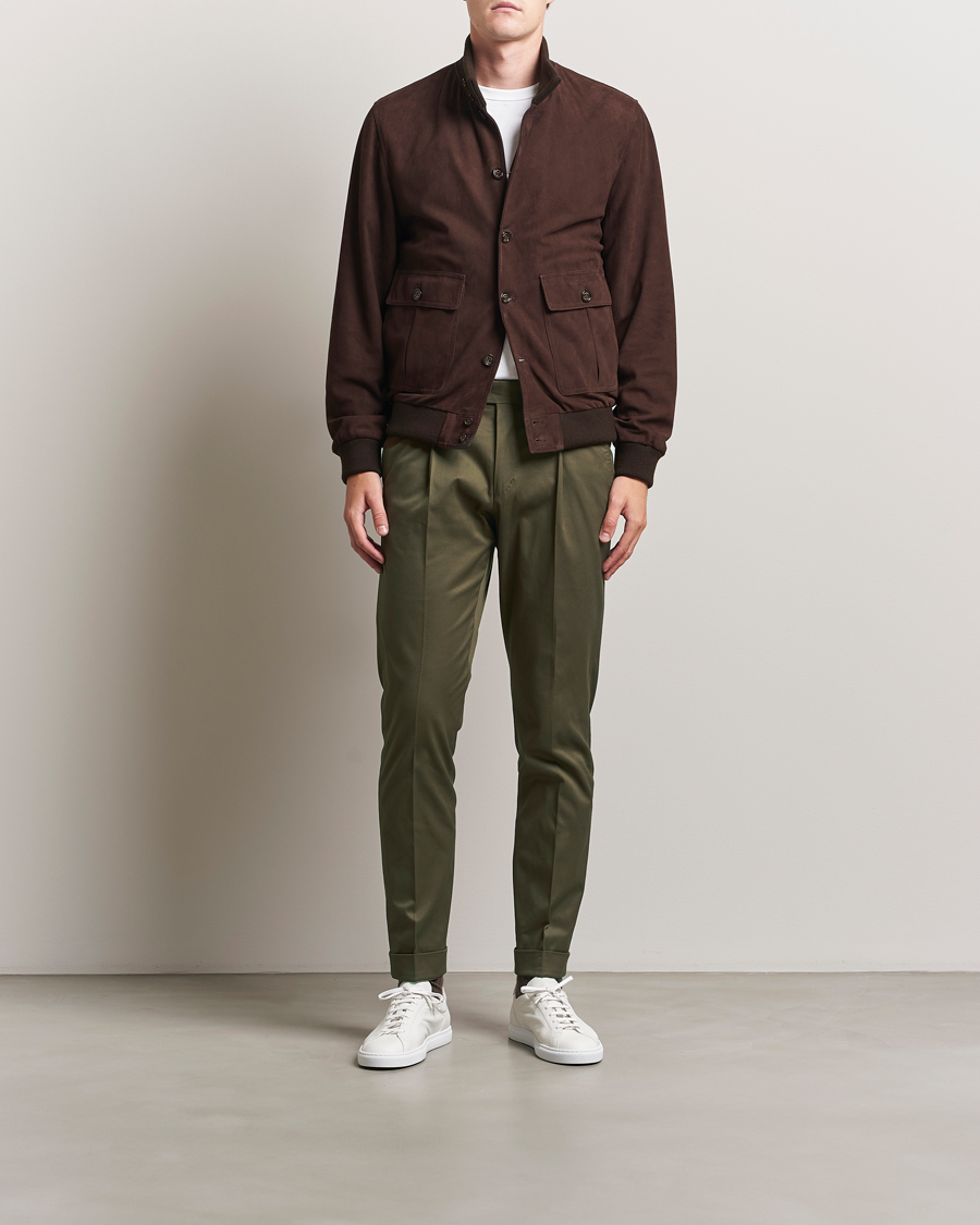 Heren | Broeken | Tiger of Sweden | Tenuta Pleated Cotton Trousers Deep Olive