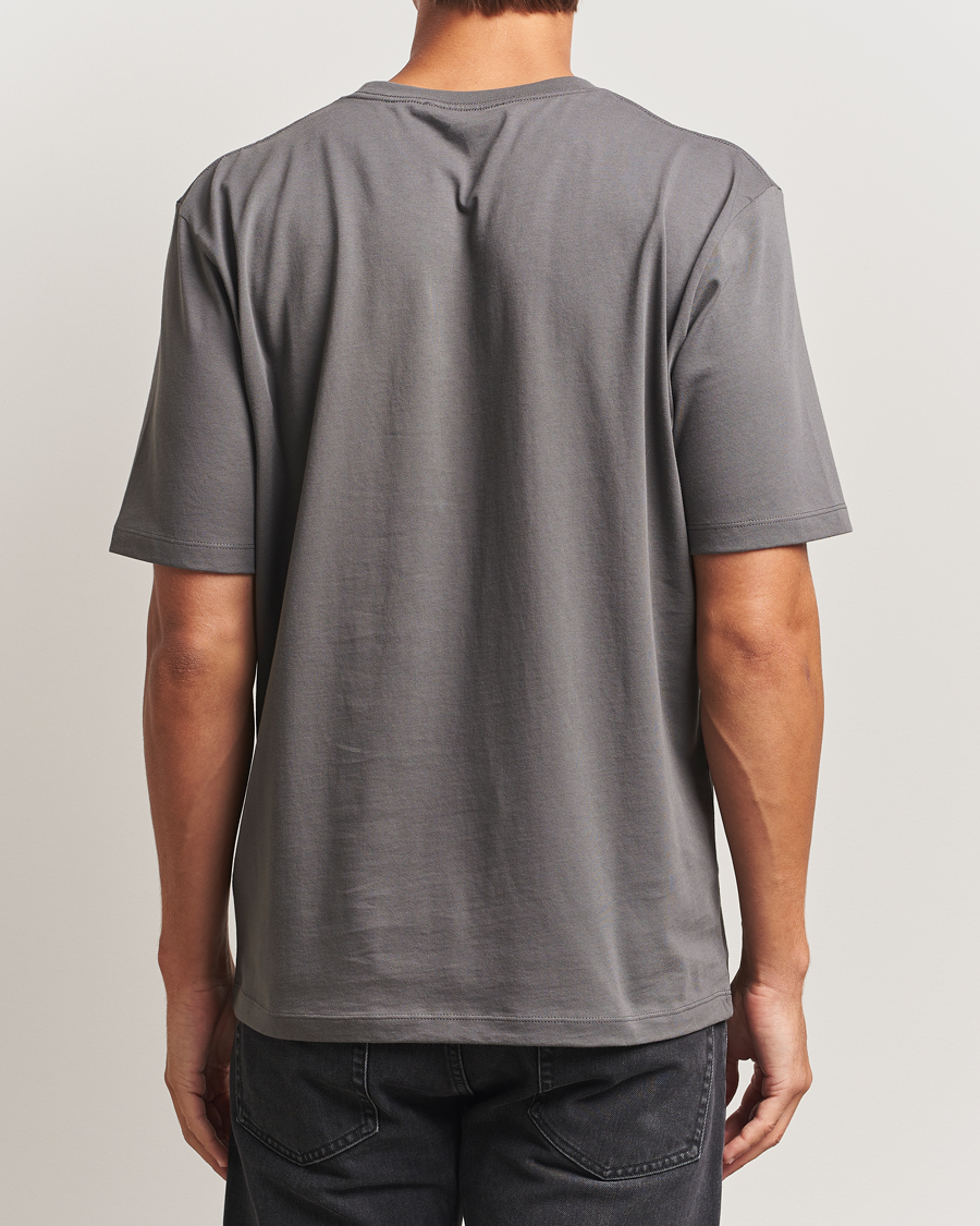 Heren | T-shirts | Tiger of Sweden | Pro Logo Crew Neck T-Shirt Silver