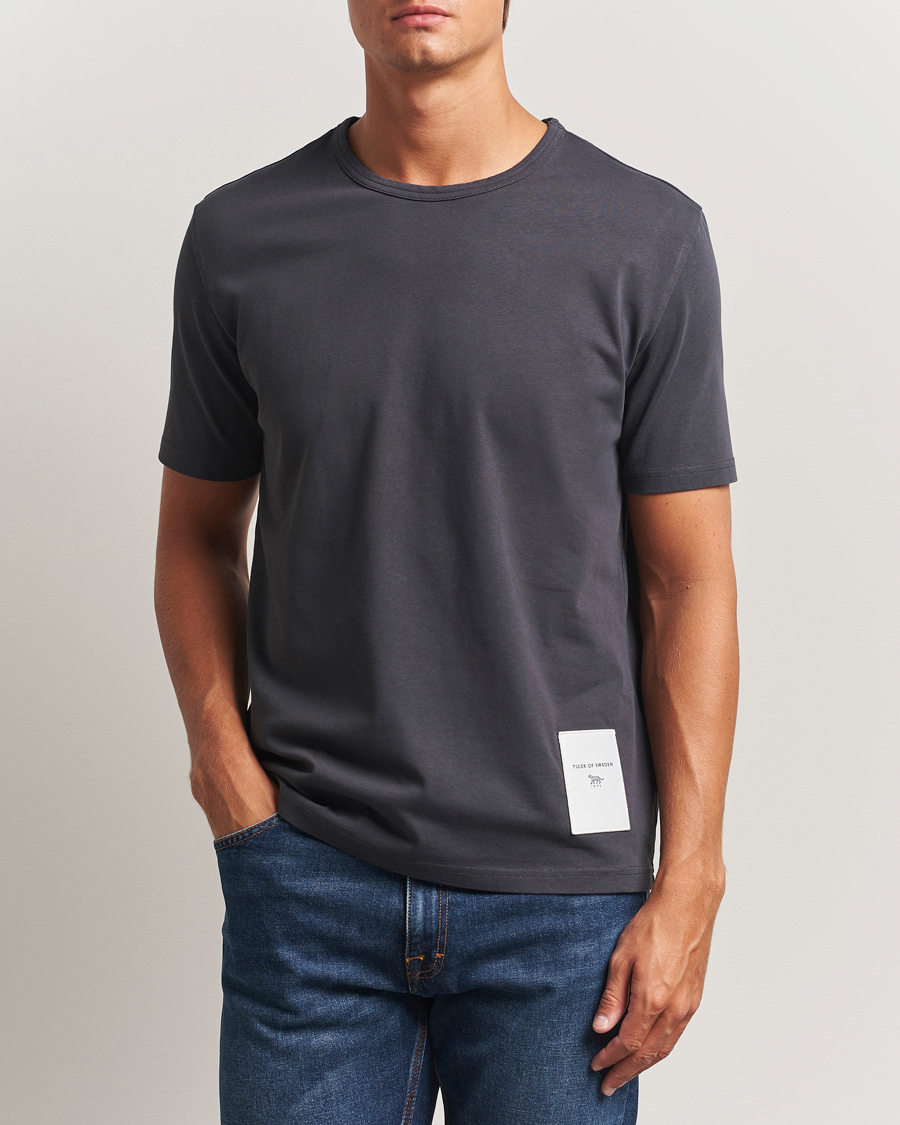 Homme | T-shirts | Tiger of Sweden | Jake Heavy Crew Neck T-Shirt Phantom
