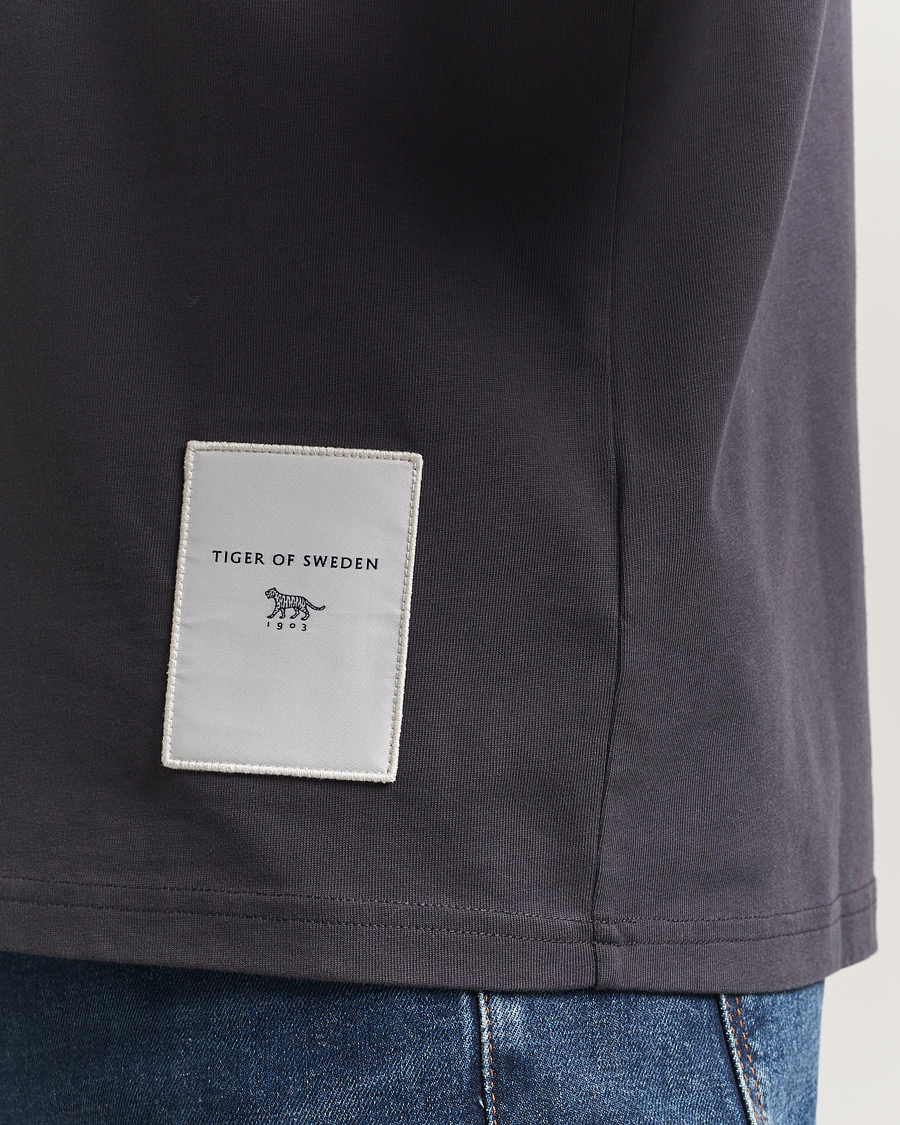Homme | T-shirts | Tiger of Sweden | Jake Heavy Crew Neck T-Shirt Phantom