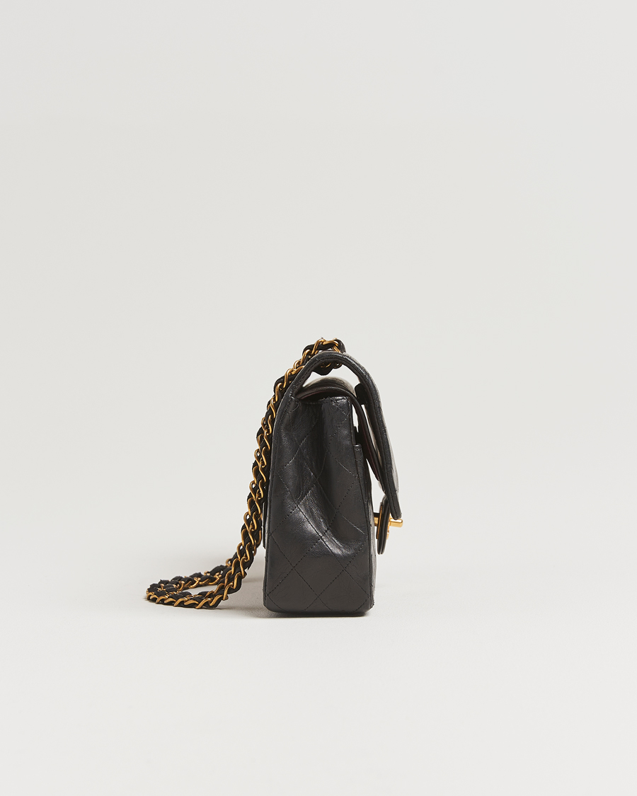 Homme | Gifts for Her | Chanel Pre-Owned | Classic Double Flap Medium Lambskin Black